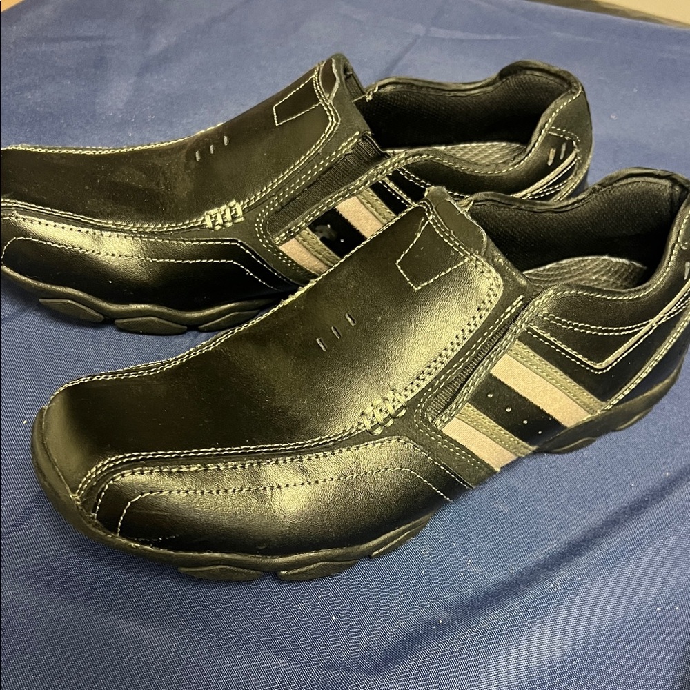 Skechers Men's Black and Gray Sneakers